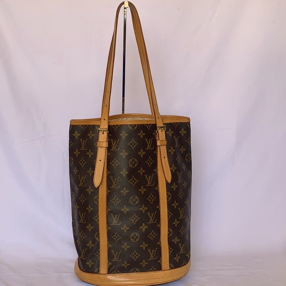 Louis Vuitton Handbags - ❤️❤️SOLD❤️❤️Louis vuitton mono bucket bag GM